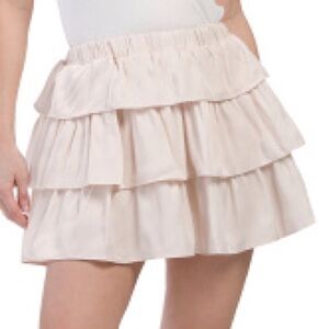 Elegant Cream Tiered Skort small